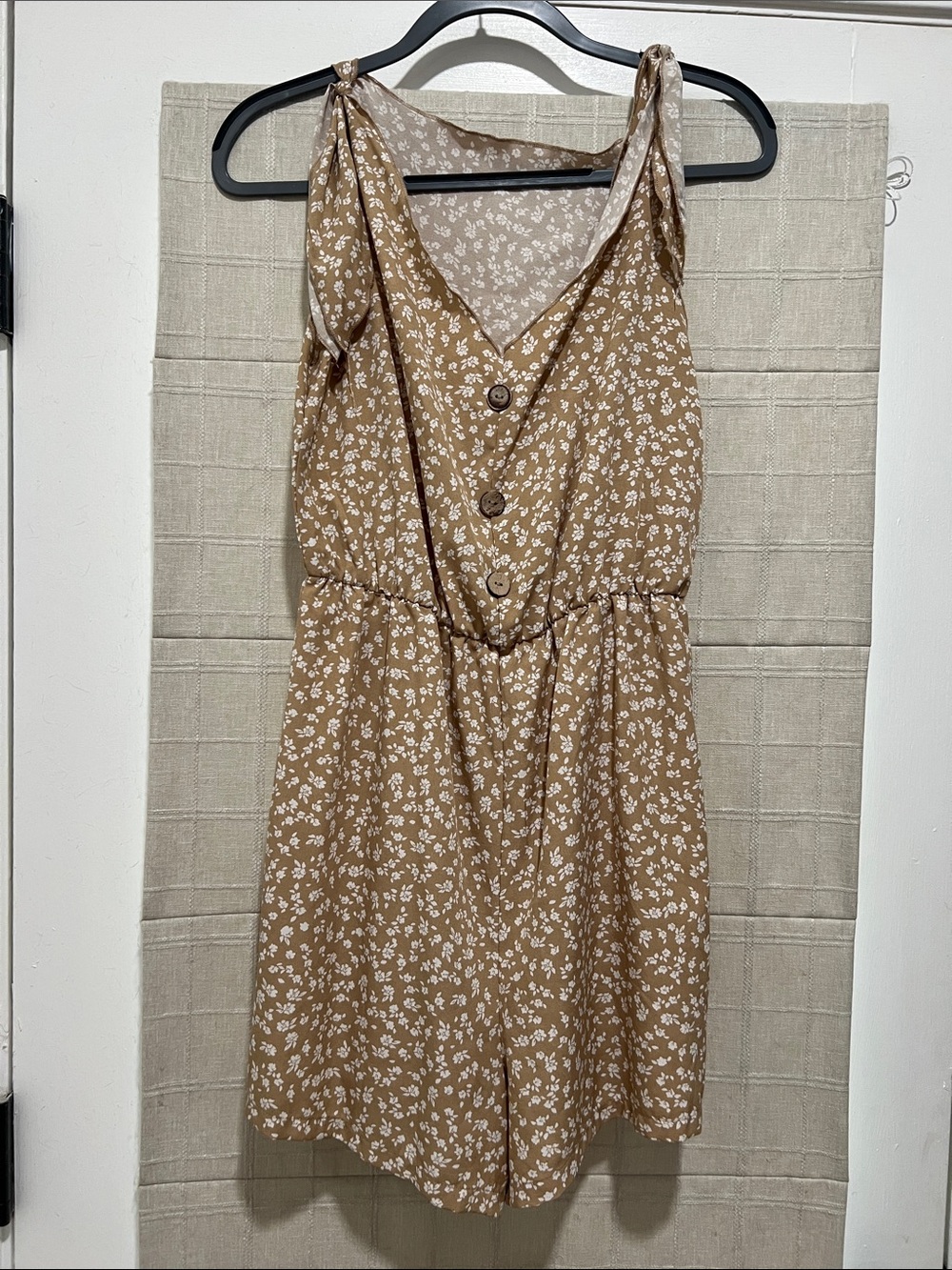 Tan Floral Tie-Sleeve Romper
